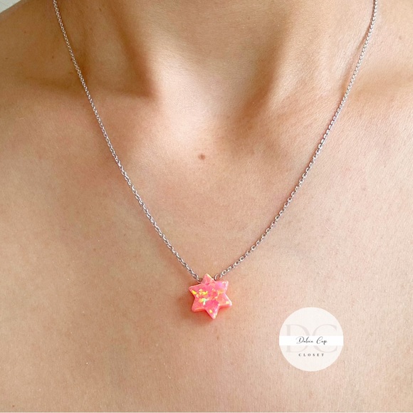 Jewelry - NWOT Orange / Fire Opal Star